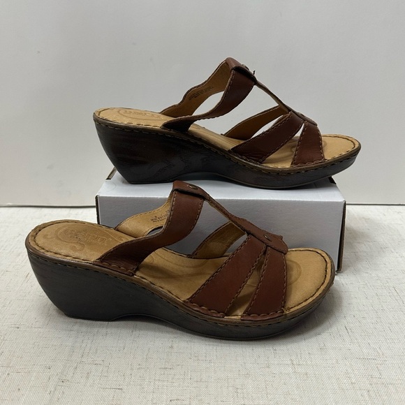 Born Shoes - Born Women's Tan Leather Wedge Sandals
